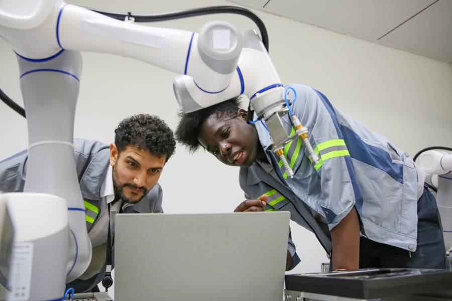 AI vs HVAC: Will Robots Steal Our Jobs or Make Us Better Techs?
